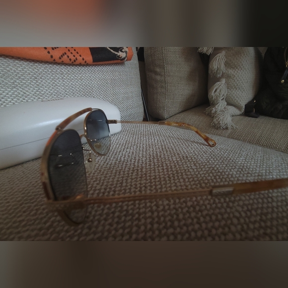 Chloé Aviator Sunglasses - Picture 7 of 7
